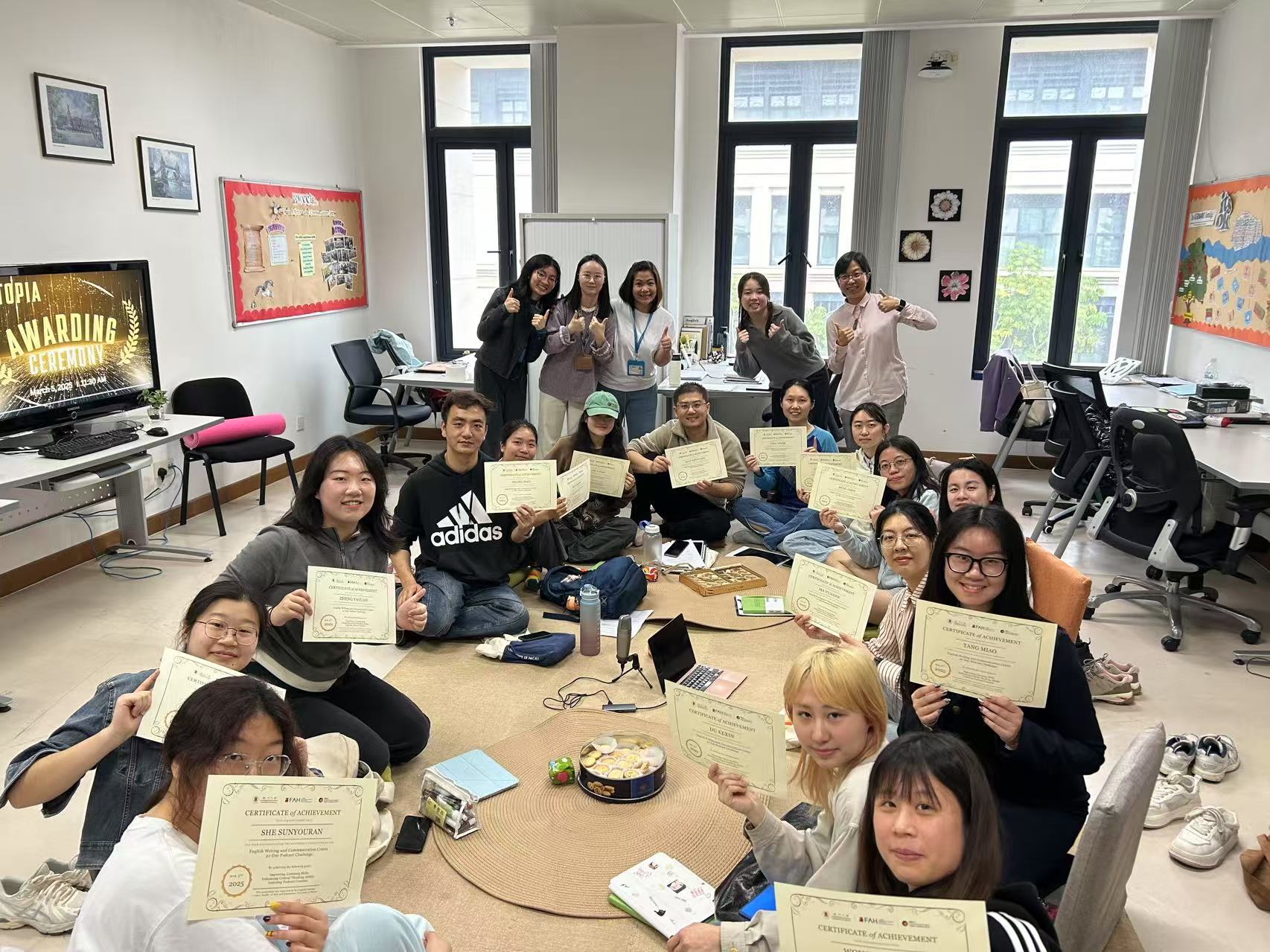 98d7237b5359feb516cdfa383f622b12